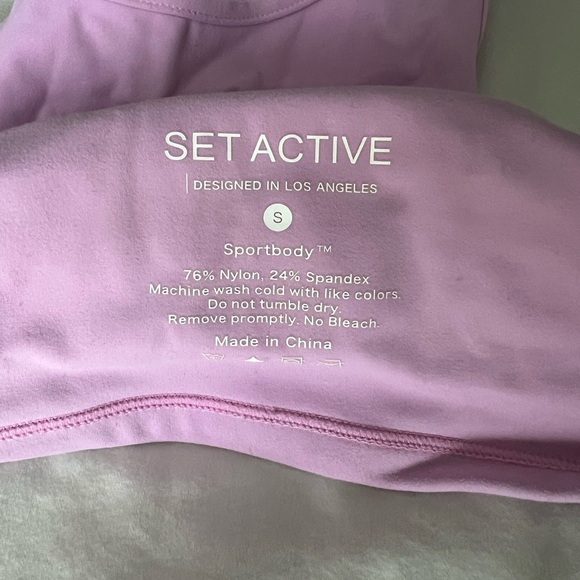 Set Active Racerback Cropped Tank Top - Picture 3 of 3